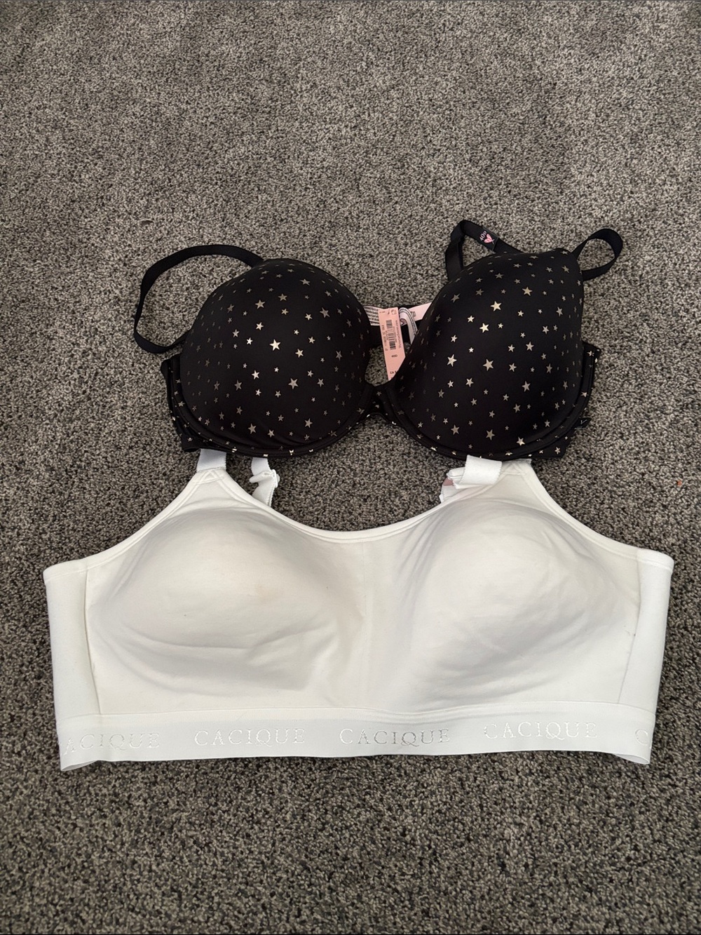 Black Star Print Underwire Bra & White Seamless Pullover Bralette Duo